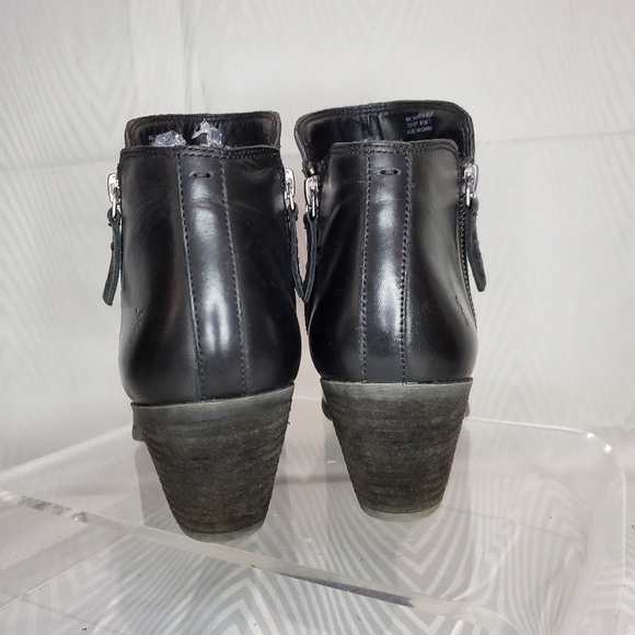 Frye Judith Black Double Zipper Leather Booties Size 8 - Picture 8 of 8